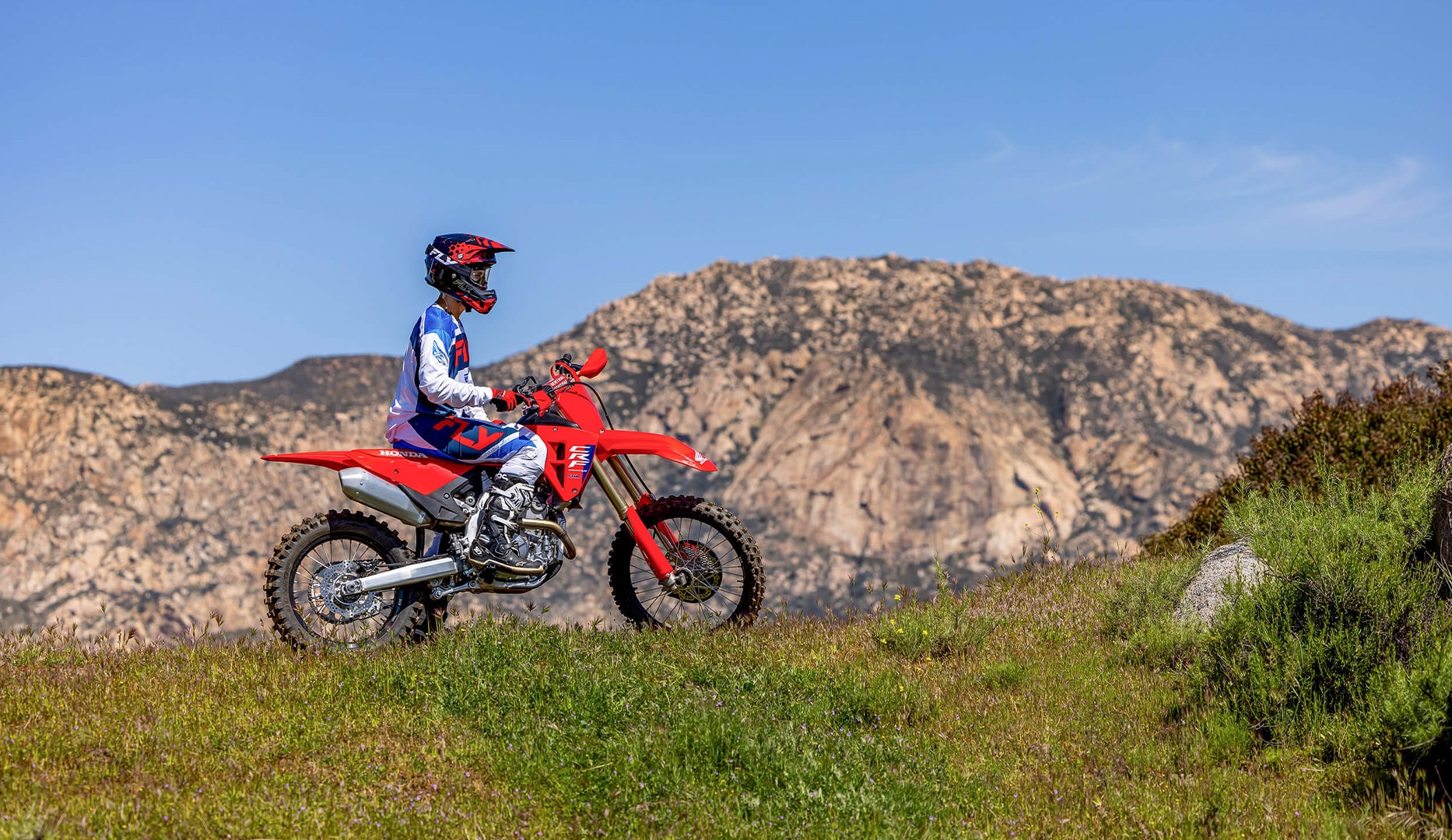 2026-CRF250RX-gallery-07