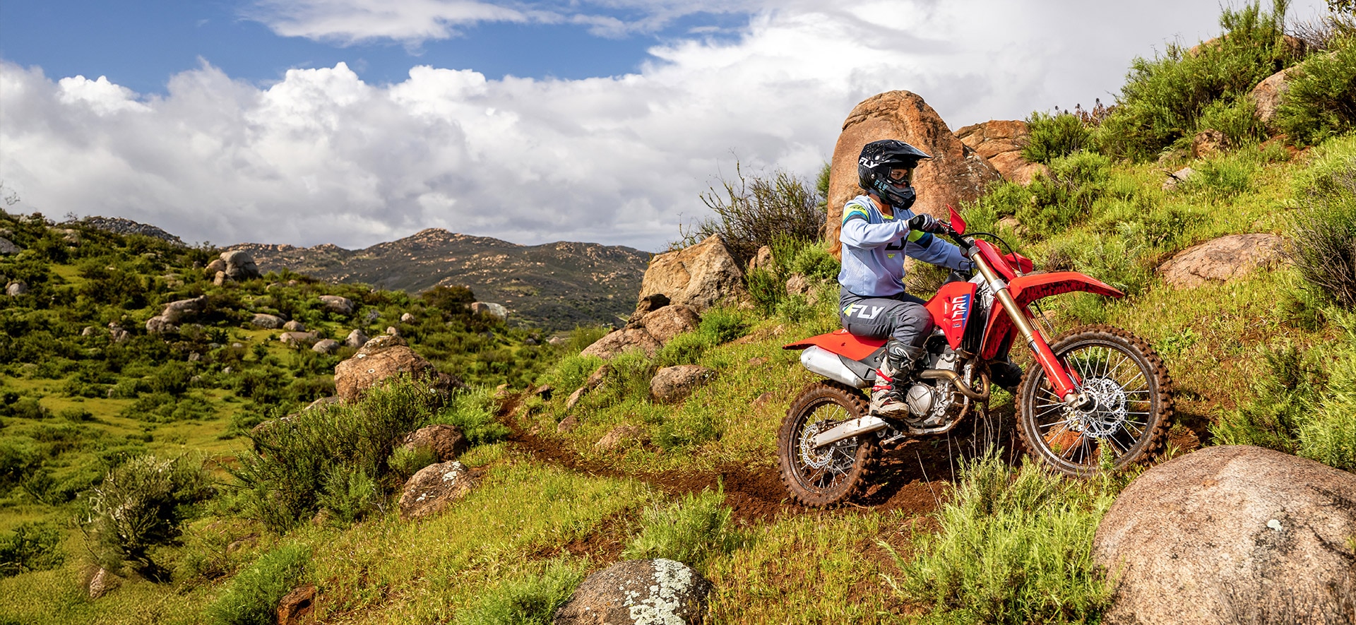 2026-CRF250RX-hero-banner-desktop