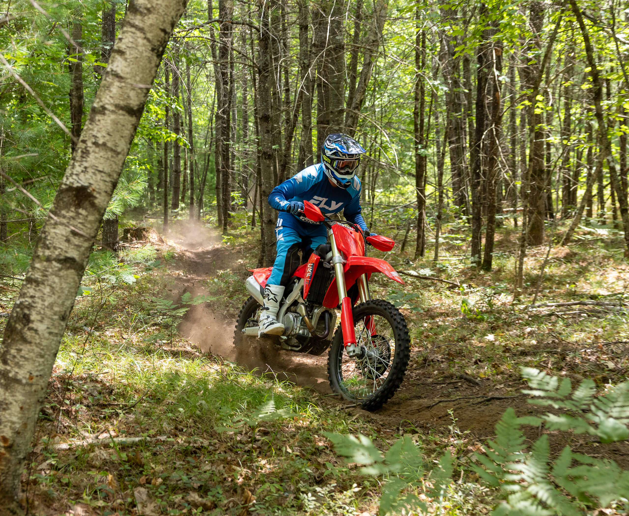 2026-CRF450RX-gallery-02-2560x1708