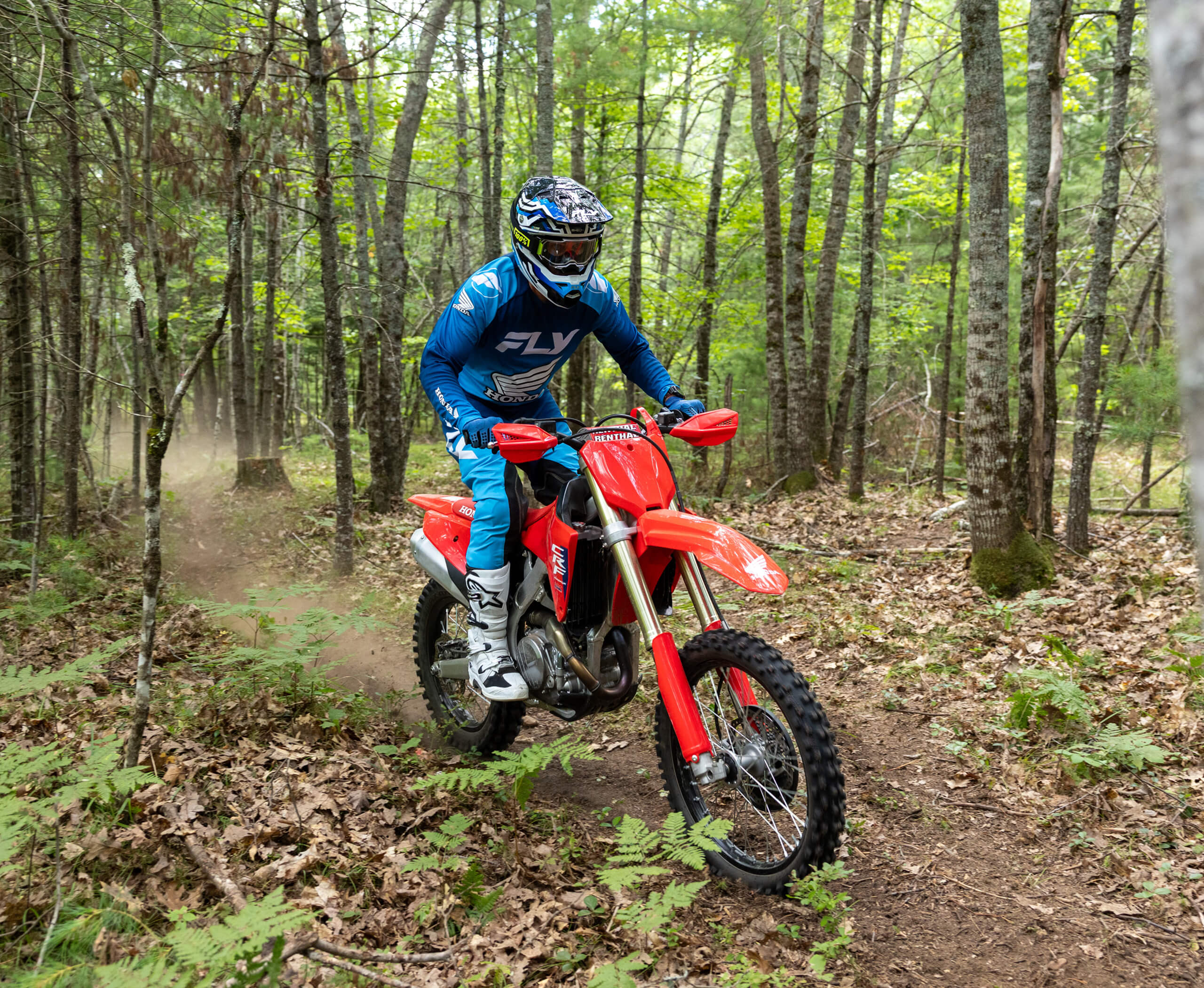 2026-CRF450RX-gallery-03-2560x1708