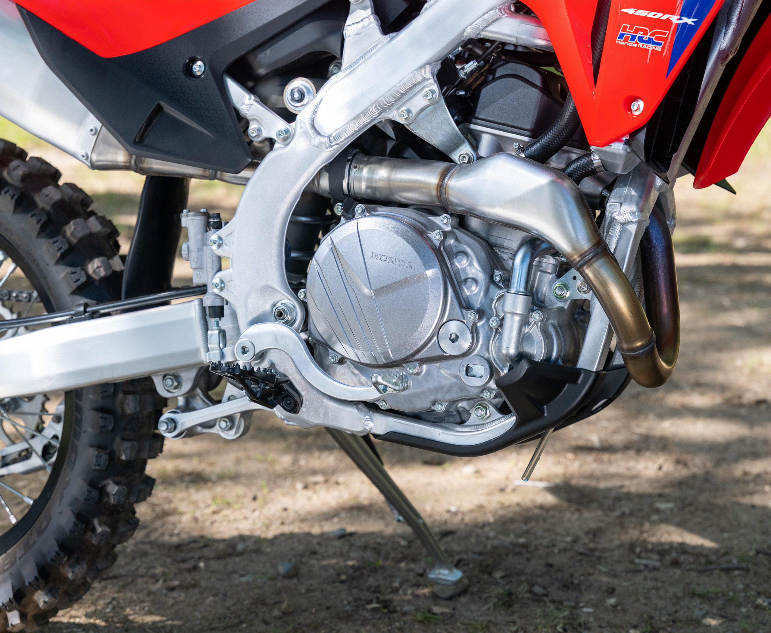 2026-CRF450RX-gallery-04-2560x1707