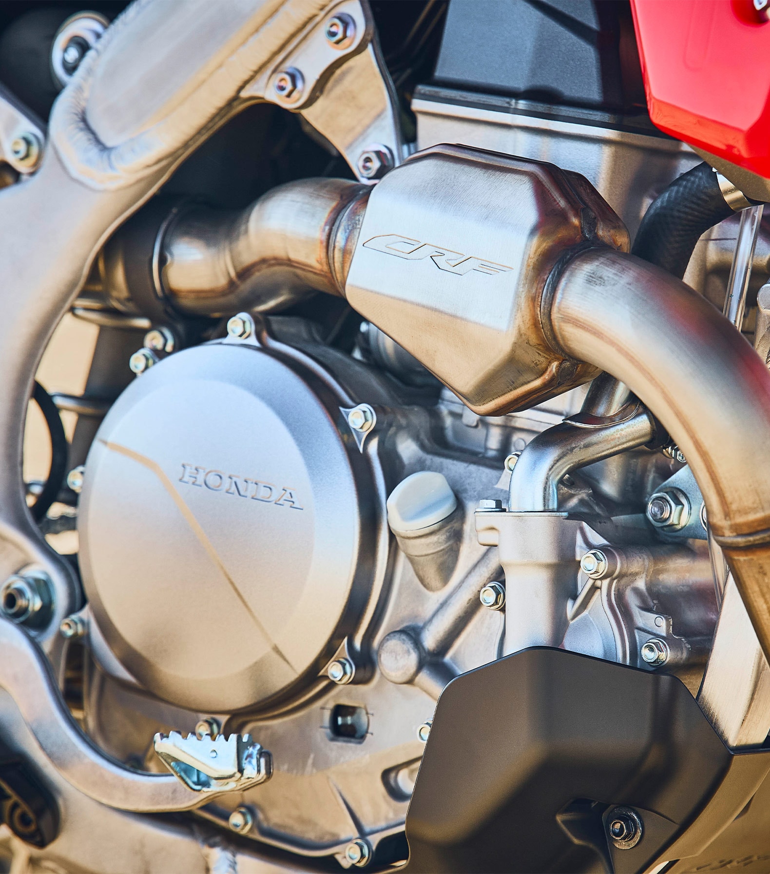 2027-CRF450RX-Smaller-lighter-engine