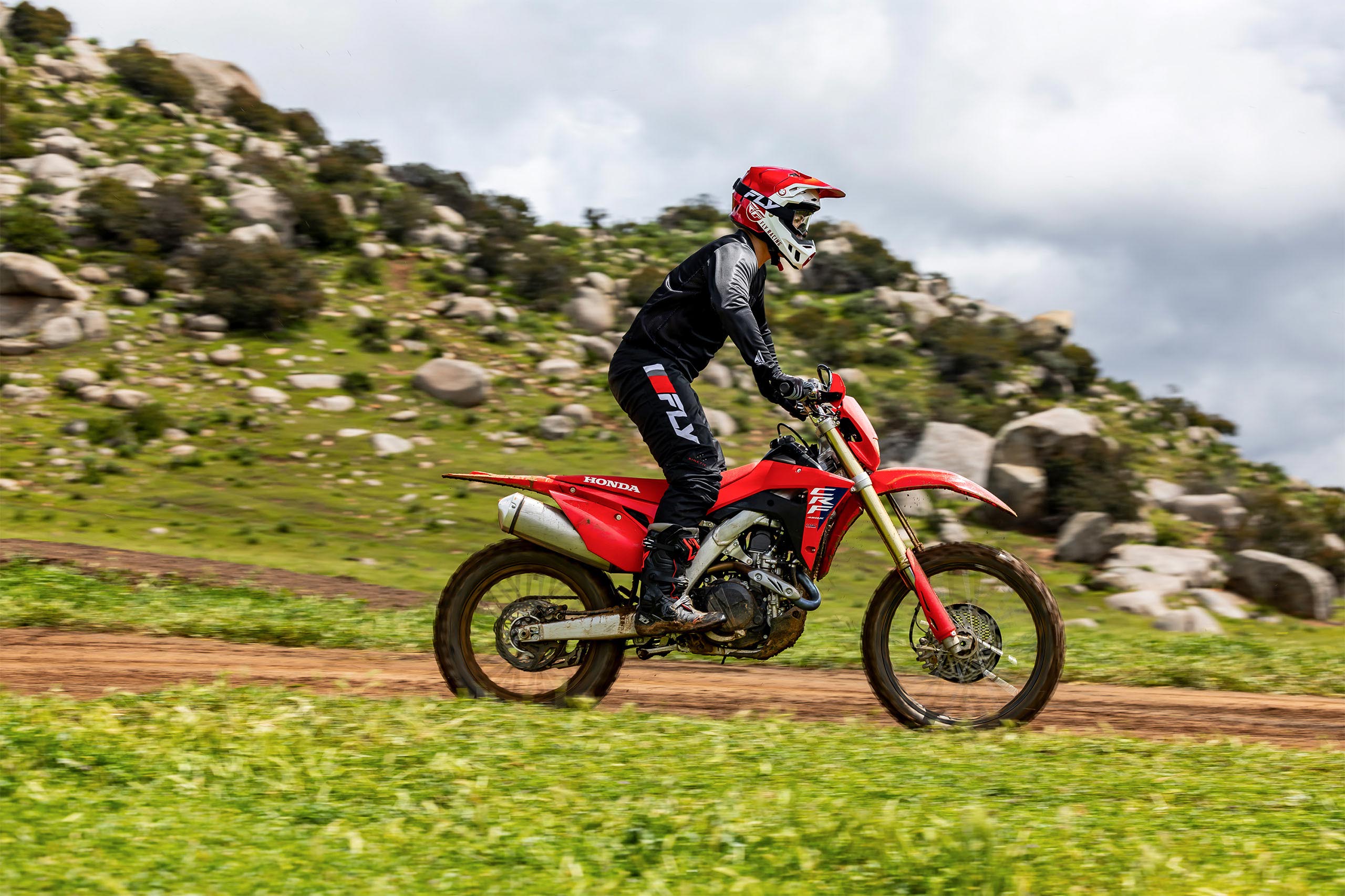 2025-crf450x-gallery-01
