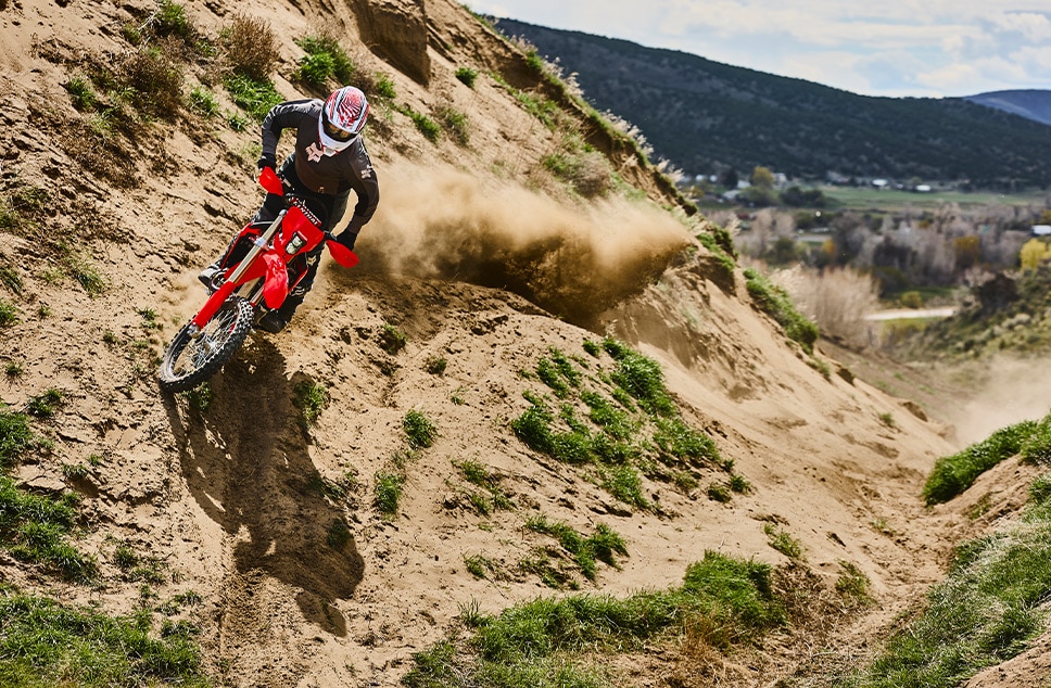 2027-CRF450X-gallery-05