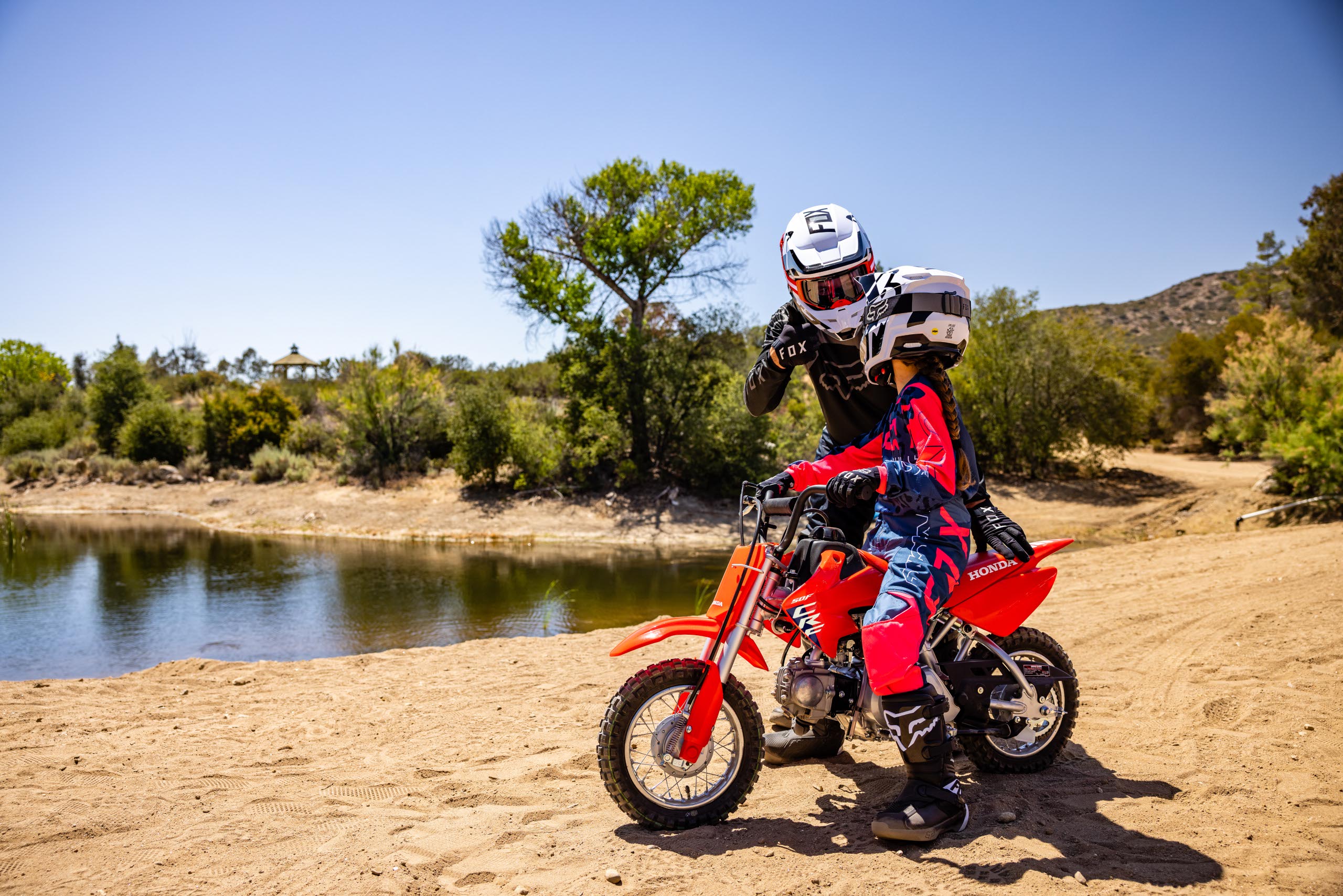 2025-crf50f-gallery-01