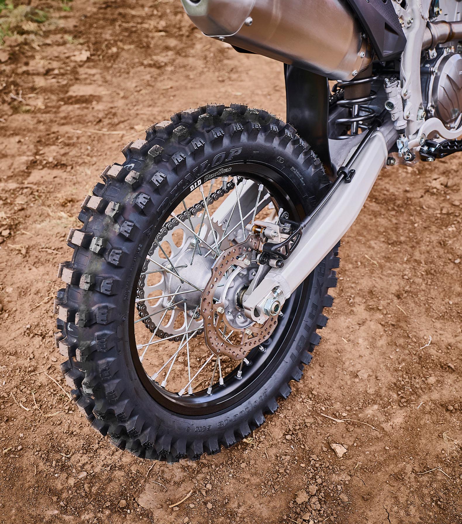 2027-CRF250RX-18-inch-rear-wheel
