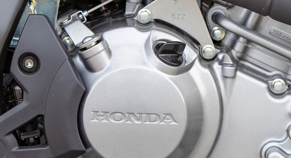 Liquid-cooled-single engine