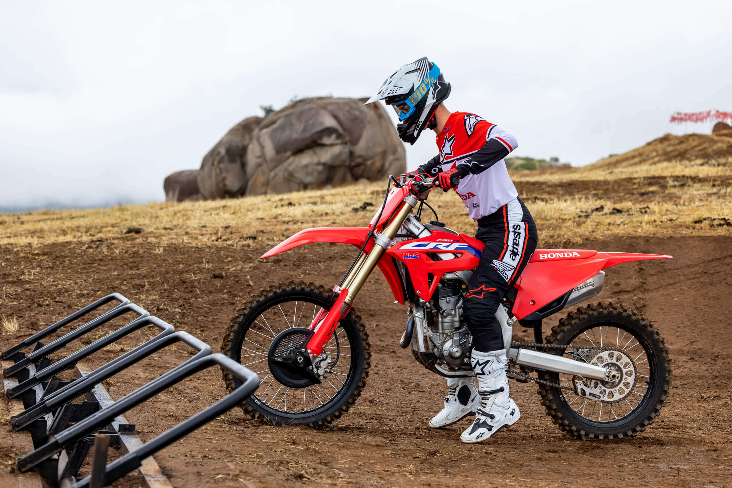 2022 CRF250R OVERVIEW - Honda