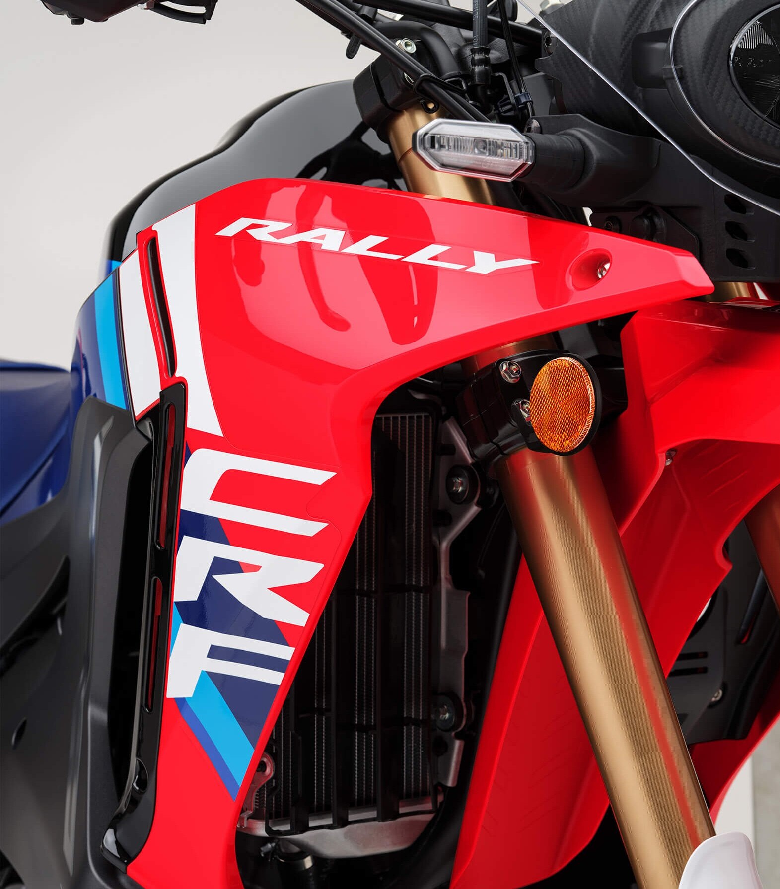2025-CRF300L-Rally-features-Improved-heat-management-1580x1792