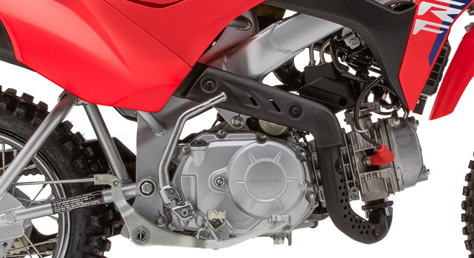 Four-stroke engine
