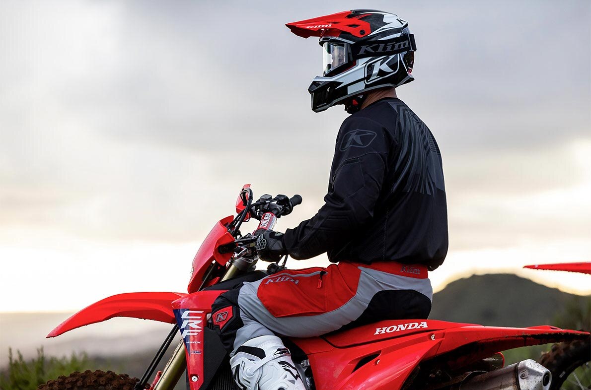 2025-crf450x-gallery-02