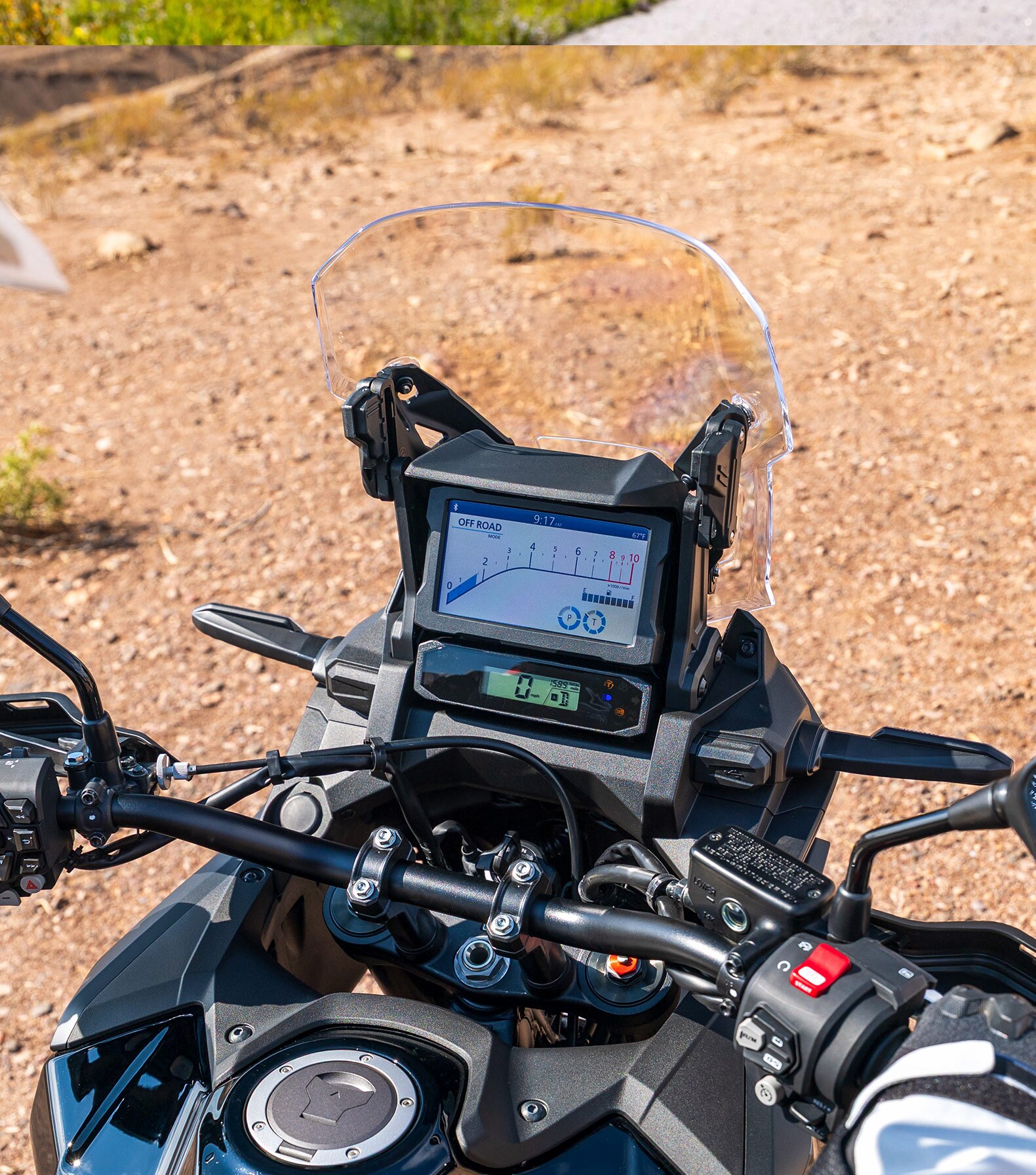 2025-Africa-Twin-TFT-touchscreen-display