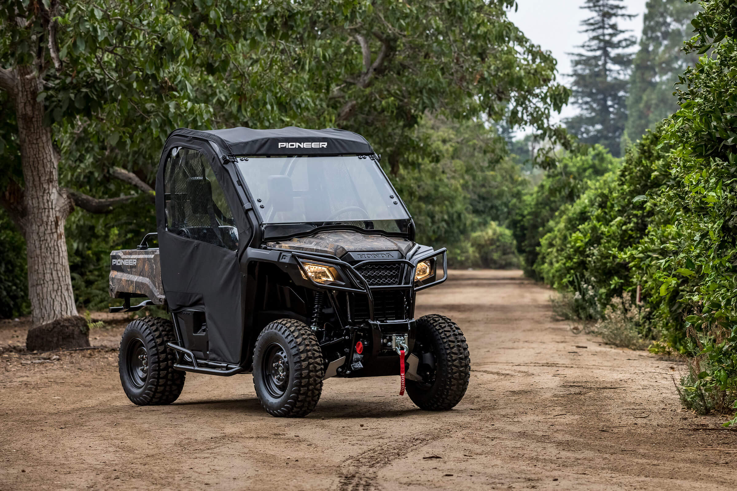 2021 Pioneer 520 OVERVIEW Honda