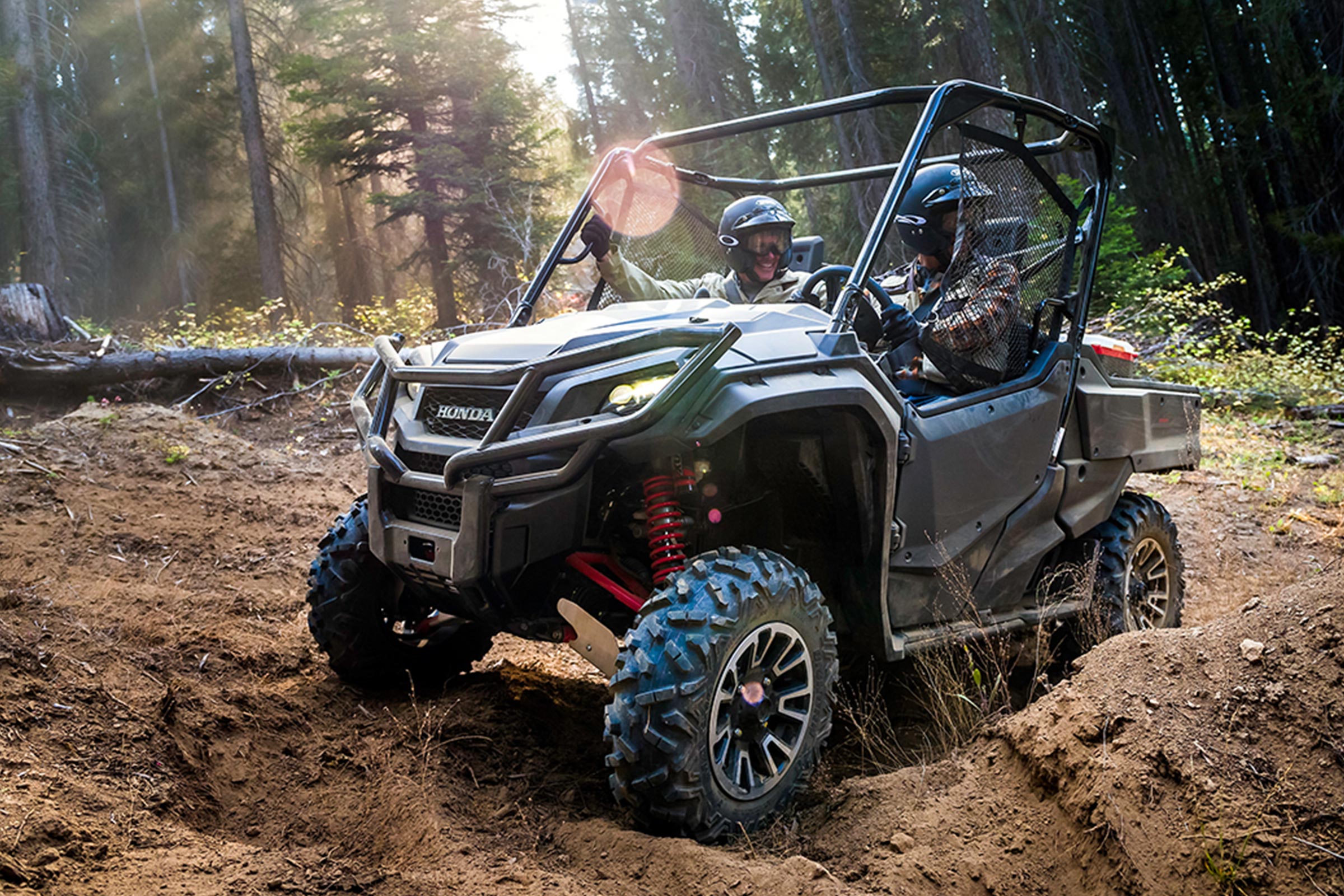 2019 Pioneer 1000 Deluxe GALLERY Honda