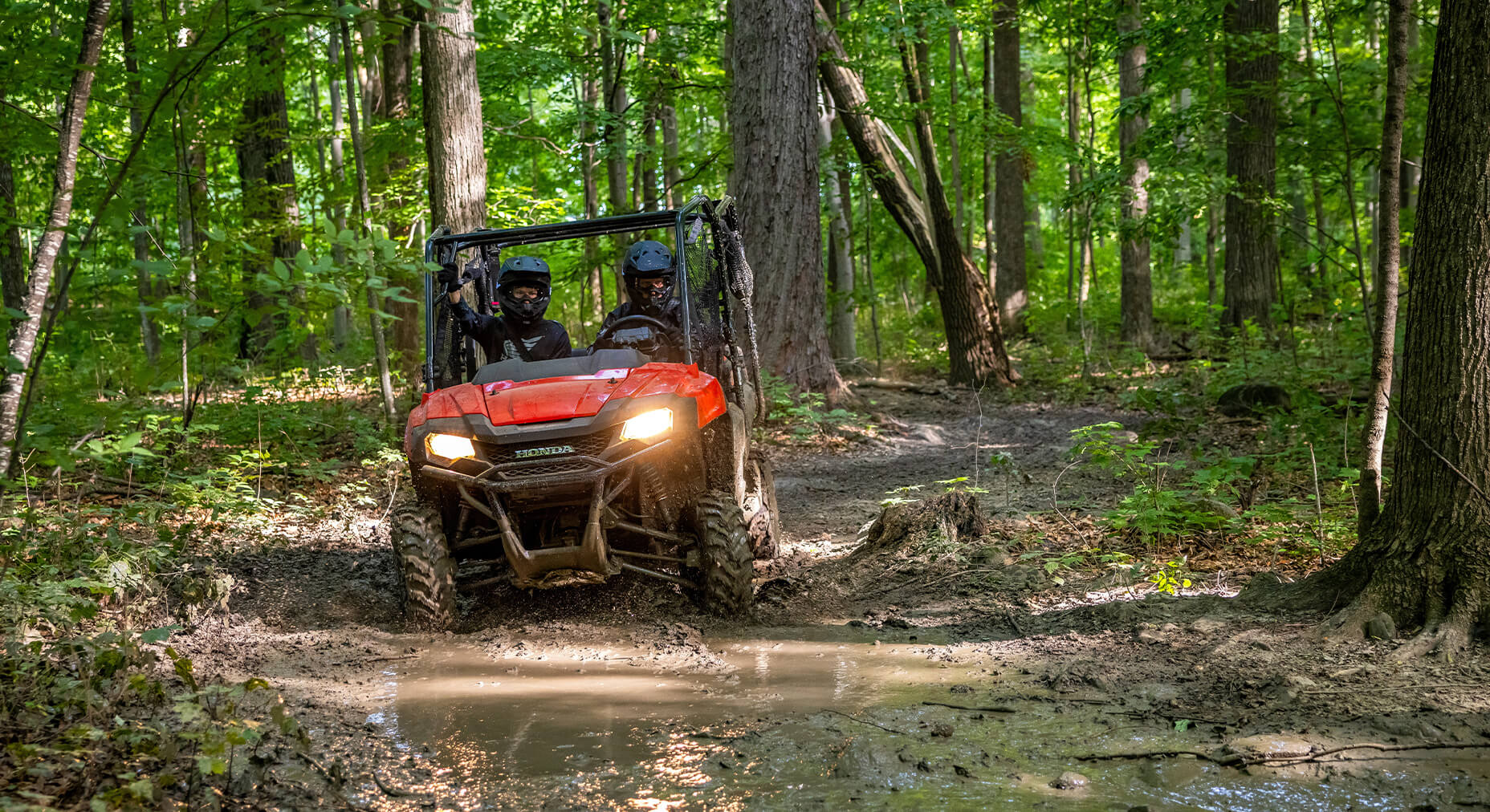 Rugged 675cc liquid-cooled engine 