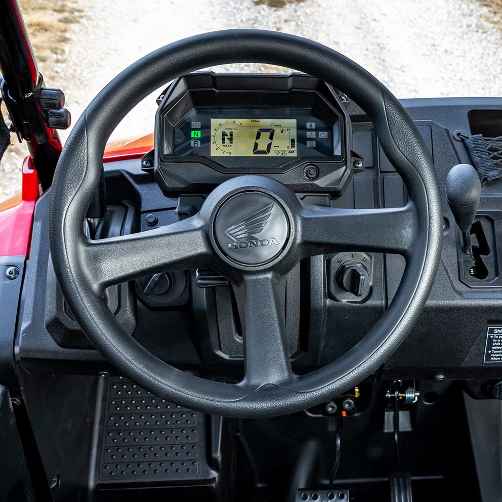 Tilting steering wheel